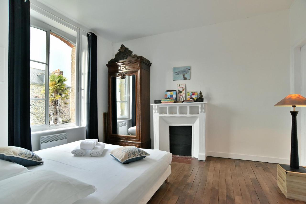 La Brise Cancalaise - Maison Typique Avec Vue Mer Cancale Kültér fotó